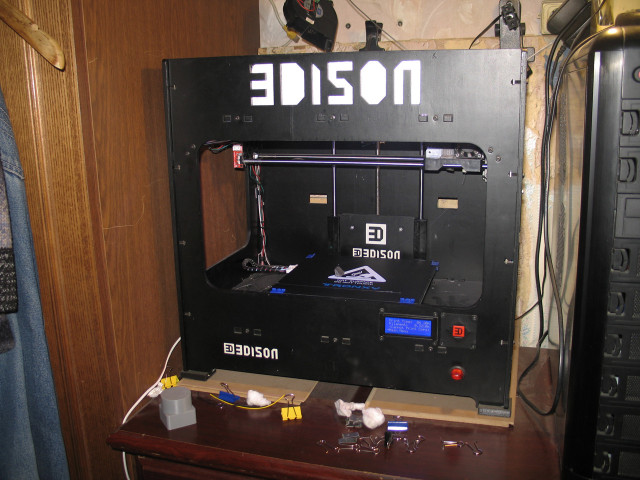 Продам 3d принтер Rockit 3Dison Plus, корейский клон MakerBot Replicator