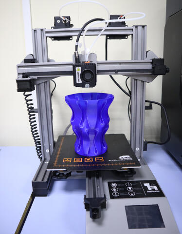 Продаем 3D принтер Wanhao D12 230