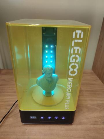 Продам камеру Elegoo Mercury Plus Wash & Cure для промывки и дозасветки 3D-моделей
