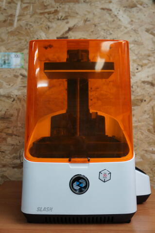 3D принтер SLA uniz slash plus для стоматологов