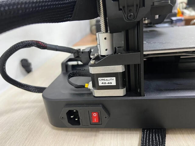 3D принтер Creality Ender 3 V3 SE Б/У