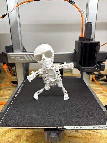 Продаю принтер anycubic Kobra 3