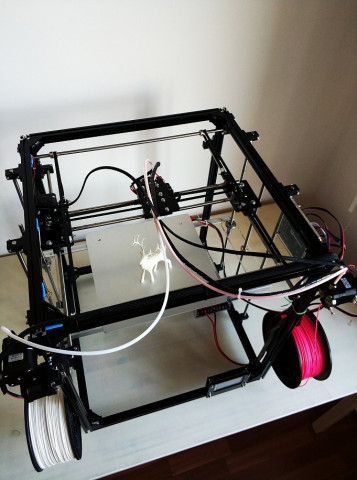 Аналог Makerbot с большой областью печати