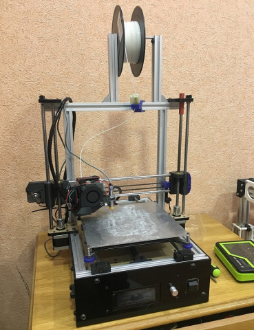 Продам 3D принтер по мотивам Prusa i3. Модернизированный. 