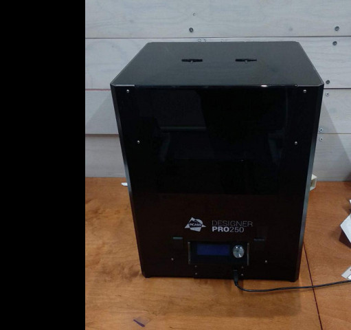 Продам 3D принтер Picaso Designer PRO 250