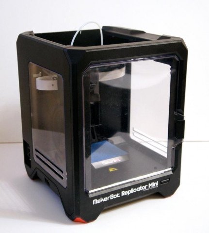 Продам 3D принтер Makerbot Replicator Mini