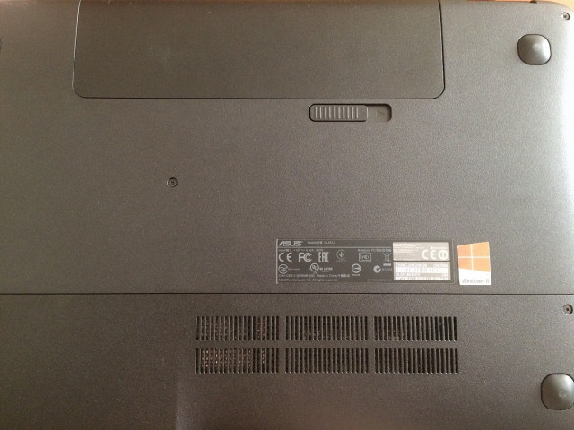 Продаю игровой ноутбук asus ROG GL551JM-EH71