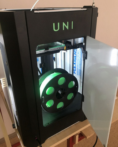 Продам новые 3D принтеры UNI (в наличии два)  + есть корпус с рельсами hiwin собранный 