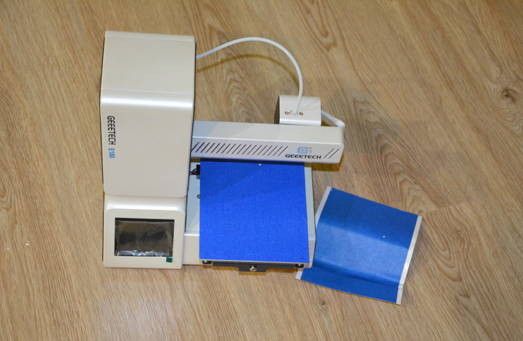 Продам 3D принтер Geeetech E180 с WiFi, сенсорным экраном (+ 3 кг пластика)
