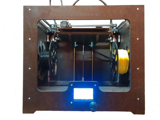 3D Принтер MaKe3D i4 с двумя экструдерами и дисплеем