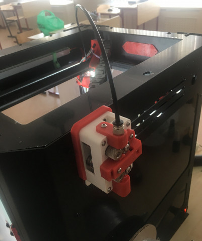 Продам новые 3D принтеры UNI (в наличии два)