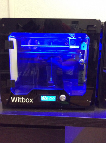 Продам 3D-принтер Witbox (б/у)