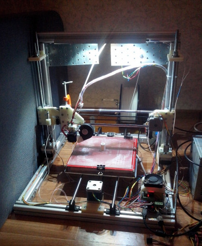 Продам 3d-принтер "Ленин"( модифицированный Prusa i3)