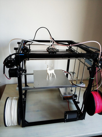 Аналог Makerbot с большой областью печати