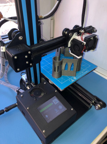 3D принтер на базе Ender-2.