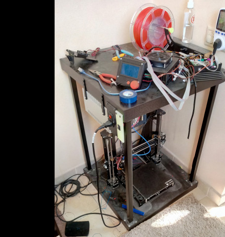 Продам 3D принтер prusa steel