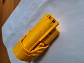 Adapter Bosch to Milwaukee 12v