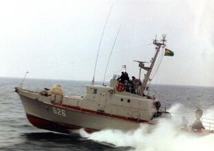 Часть 10 Модель катера проекта 1400 Передняя башня под "Утесы" Вариант 1 Масштаб 1:35