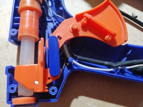 Тяга курка пистолета для термоклея.