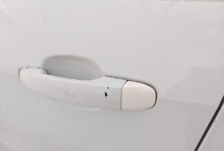 Заглушка личинки замка водительской двери Lada Vesta