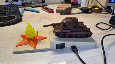 Поделка для детского сада/школы на 23 февраля/9 мая