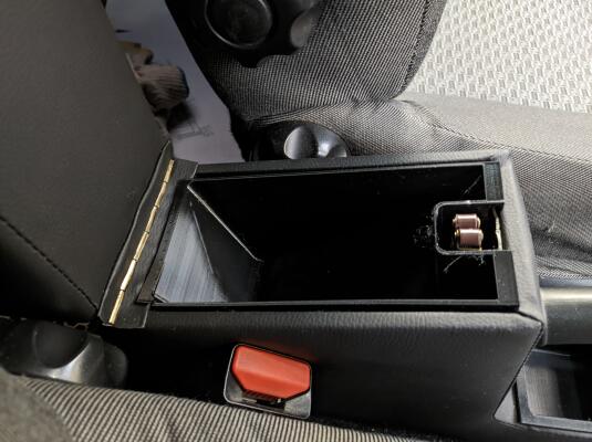 3d модель короба (карманы) в подлокотник Ларгуса для 3d принтера ...