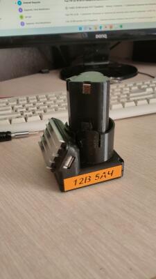 Корпус аккумулятора на китайский шуруповерт с USB