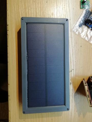 Power Bank + solar panel