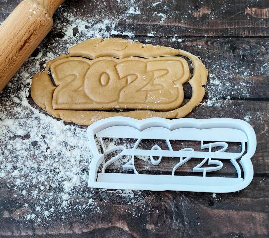 Вырубка для пряника или печенья  + штамп " 2023"