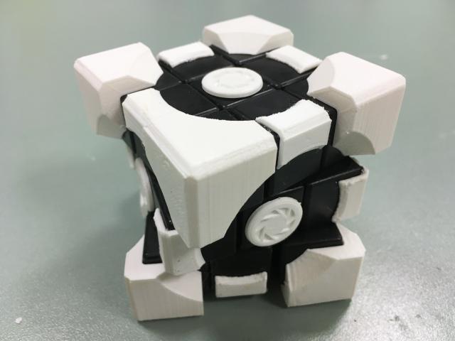 Rubik's Portal Cube