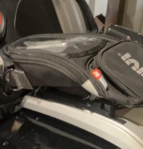 BMW R1200RT tank bag крепление сумки на бак