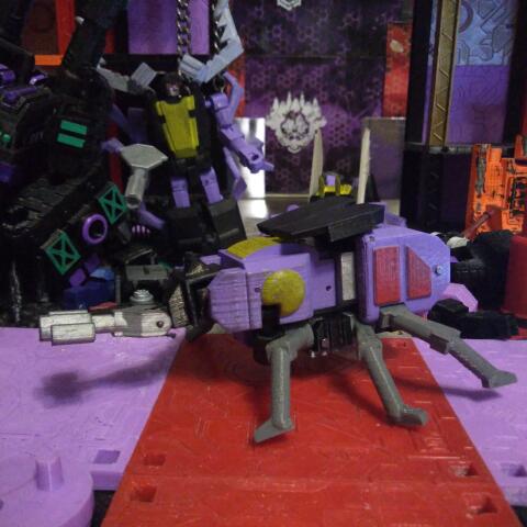 Transformers insecticons Bombshell