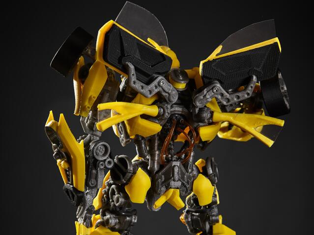 Bumblebee. полностью подвижная модель