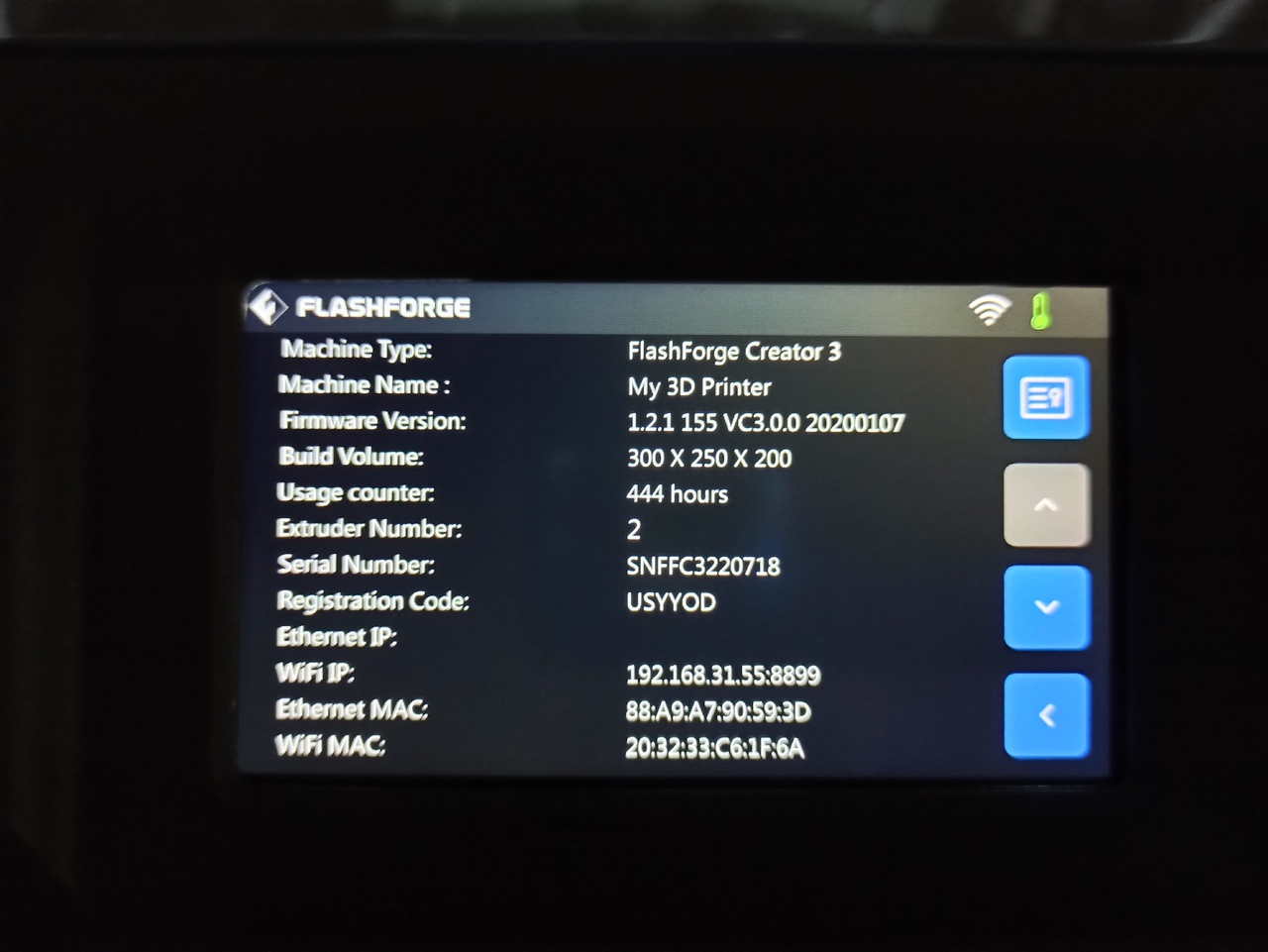 Продаю FlashForge Creator 3
