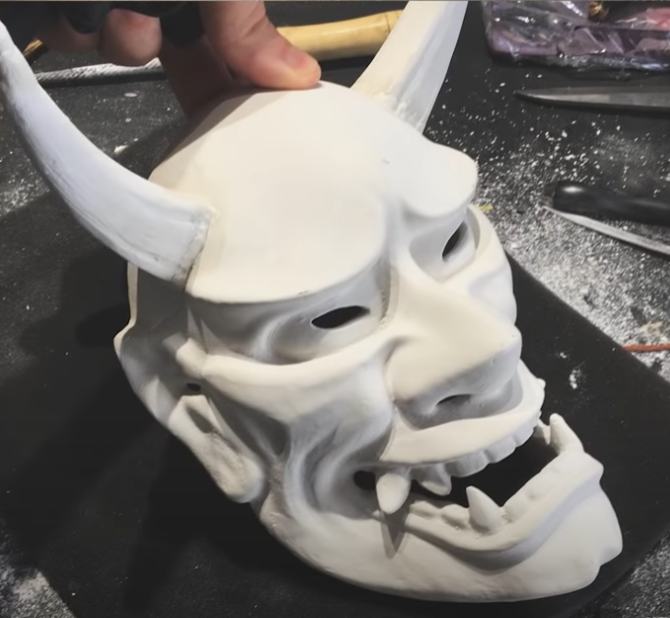 Нужна модель маски Ханья