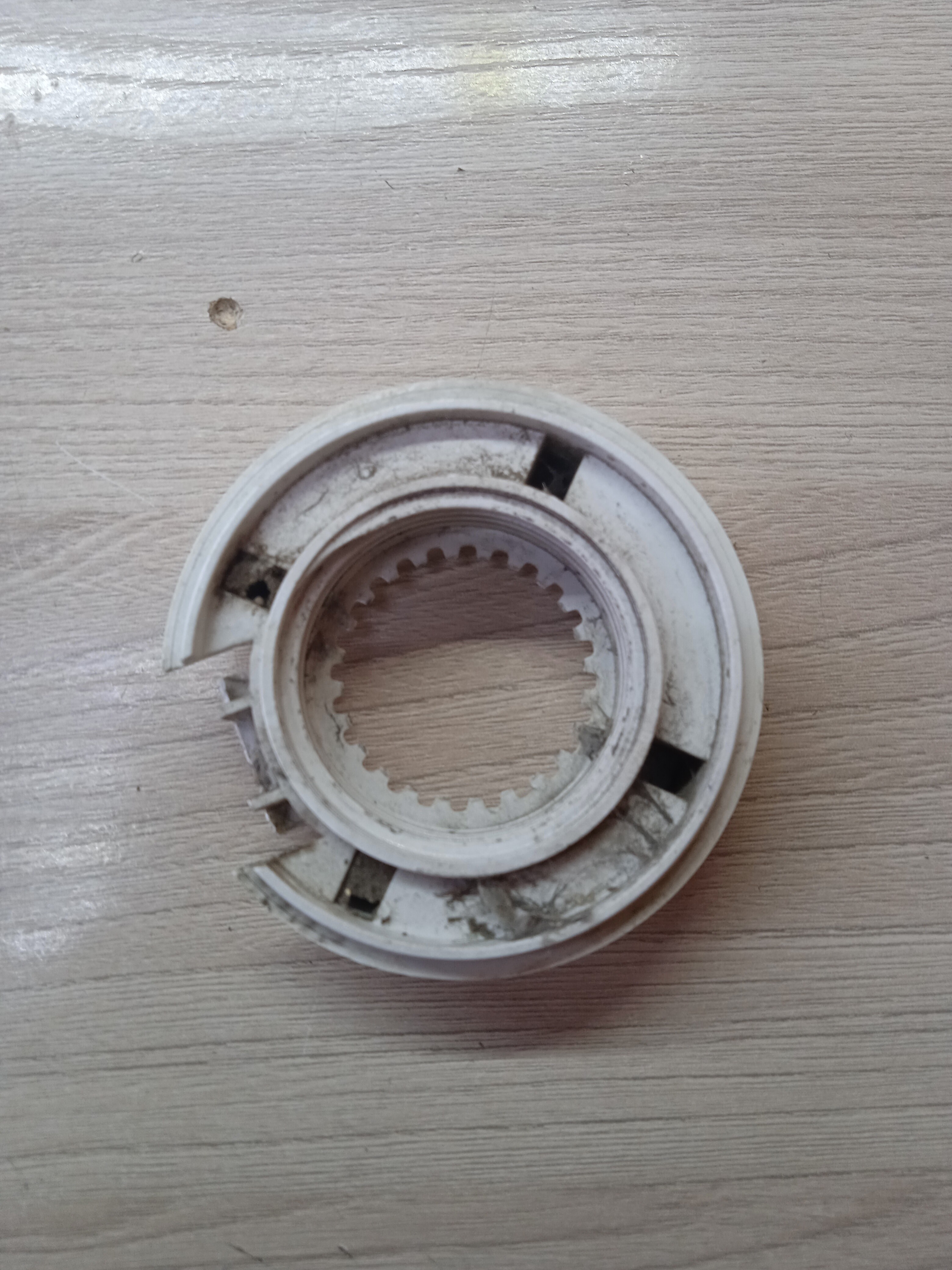 Крепление антенны