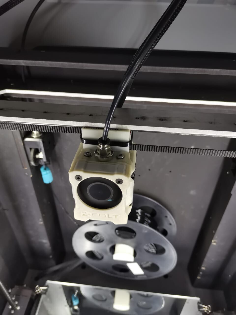 Продам 2шт Z-Bolt Plus