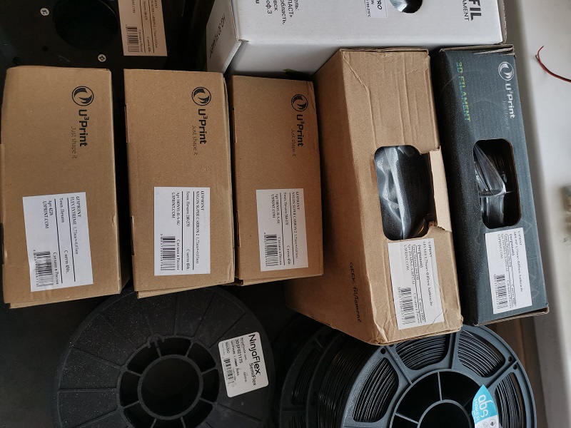 Много разного пластика + Экструдер