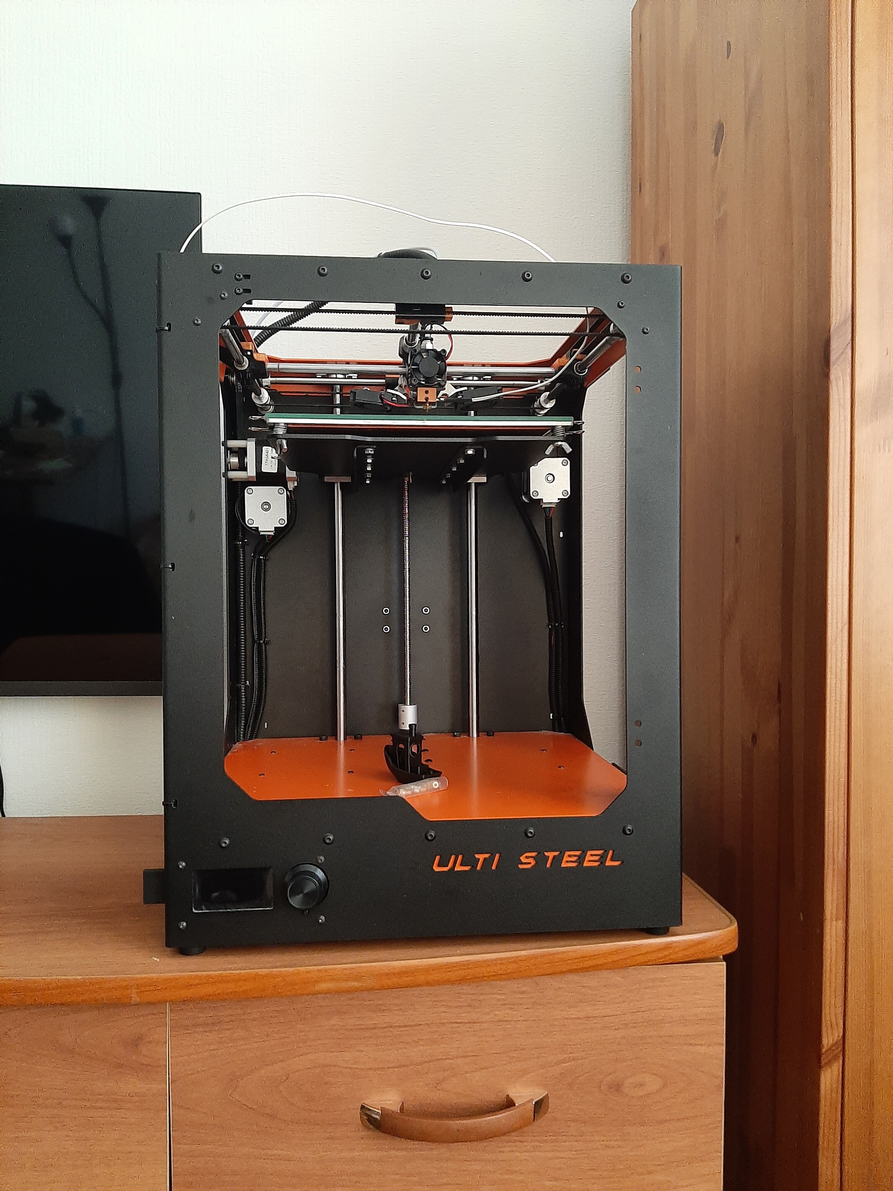 Продам 3д-принтер UlTi-Steel v1