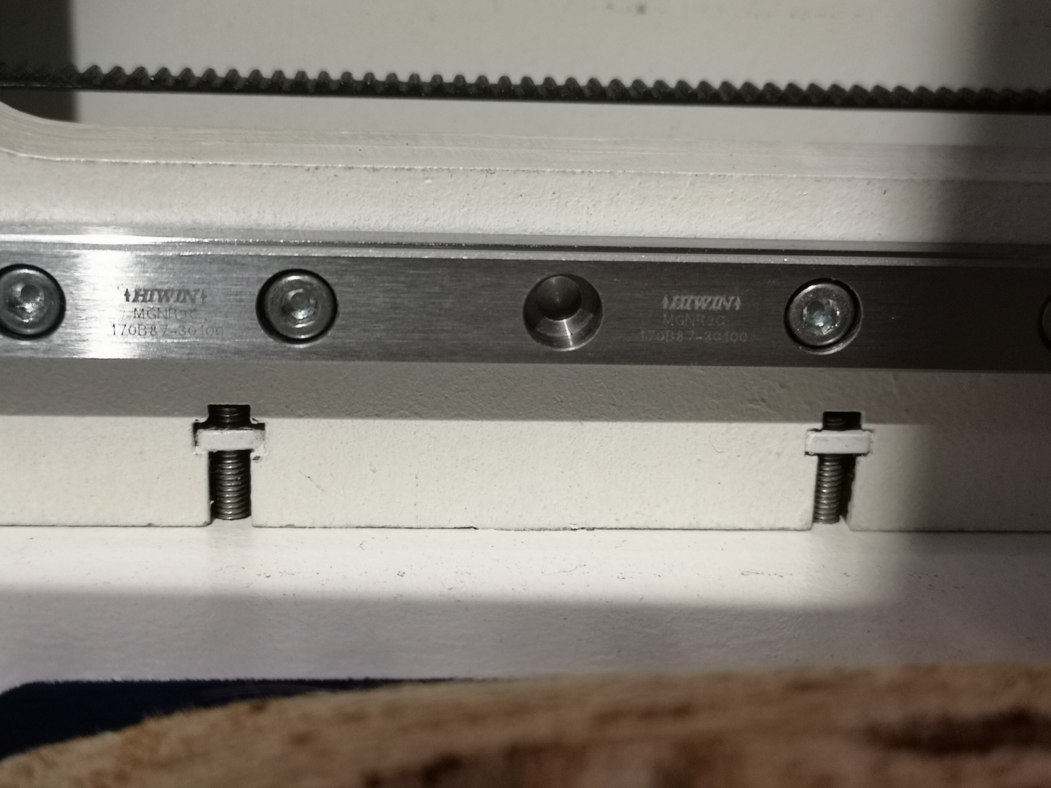 FriBot Z-Belt-W, CoreXY, размер стола 200х300, закрытая камера.