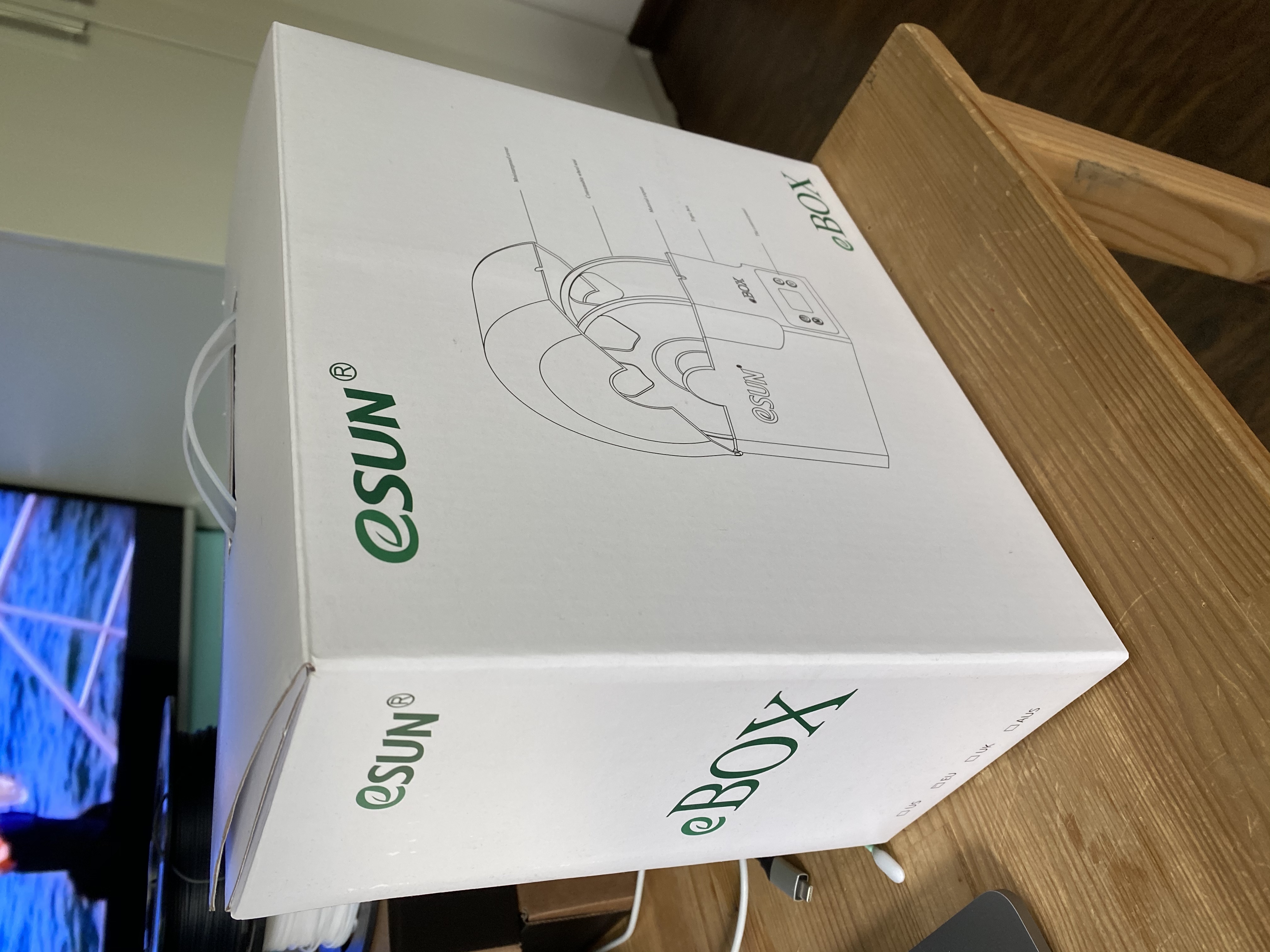 Сушилка для пластика eSUN eBOX продам.