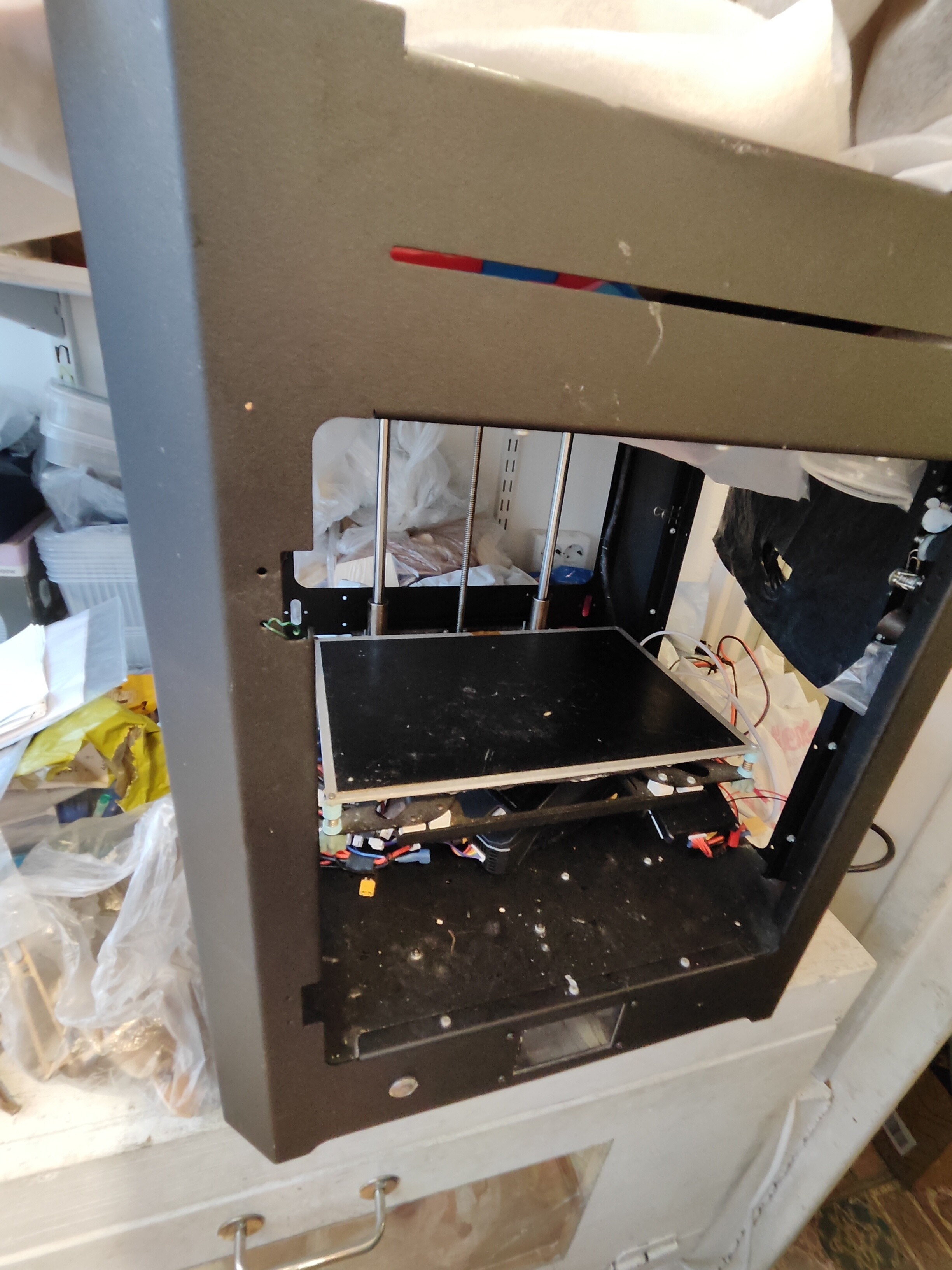 Продаю 3д-принтер UNI-3D зона печати 300*200*2г0мм