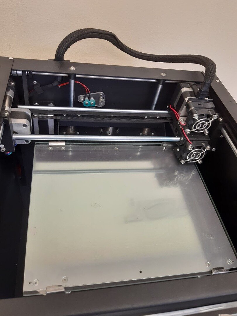 Продам 3D принтер Zenit б/у