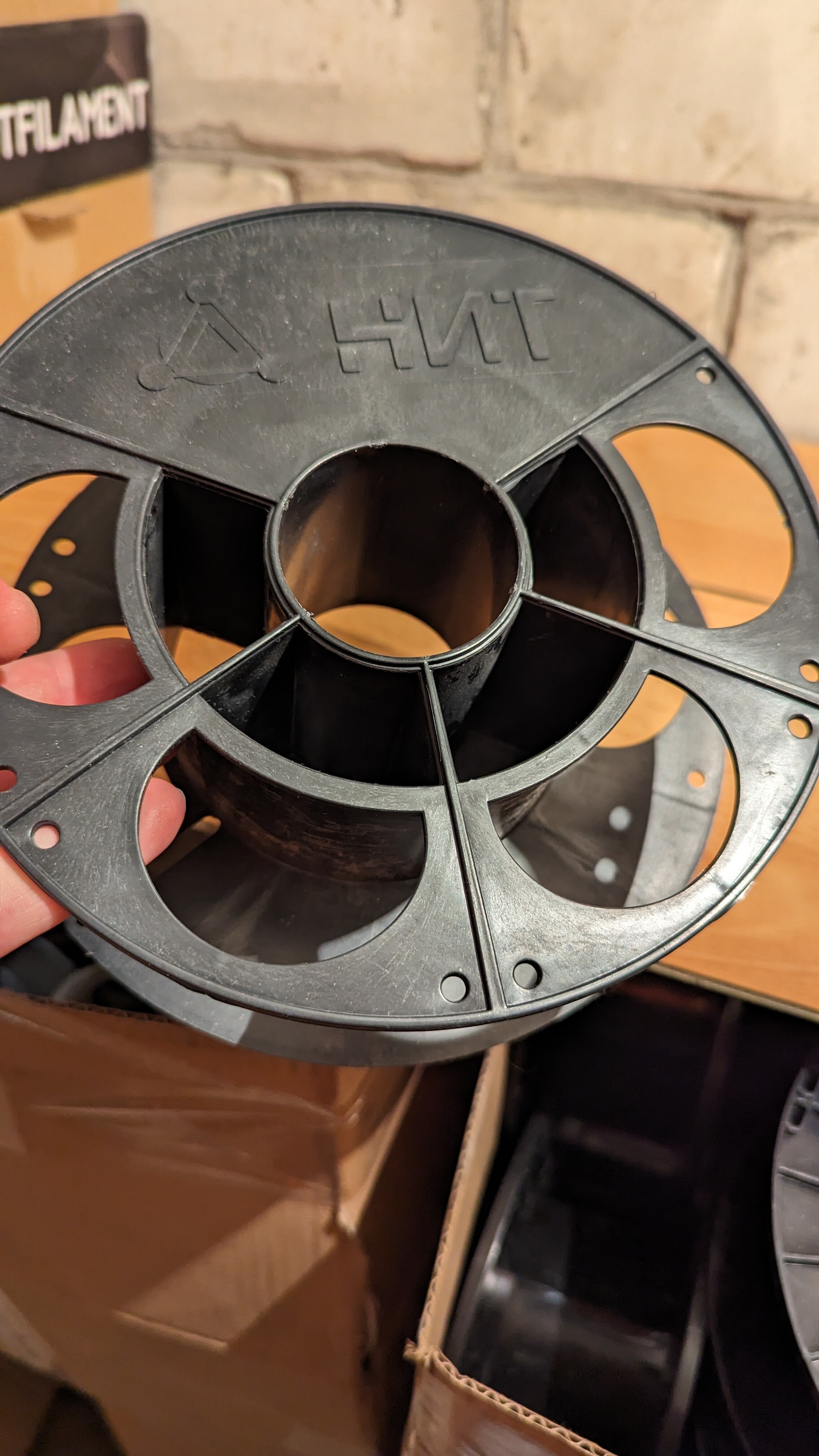 Катушки для пластиковой нити в 1 кг