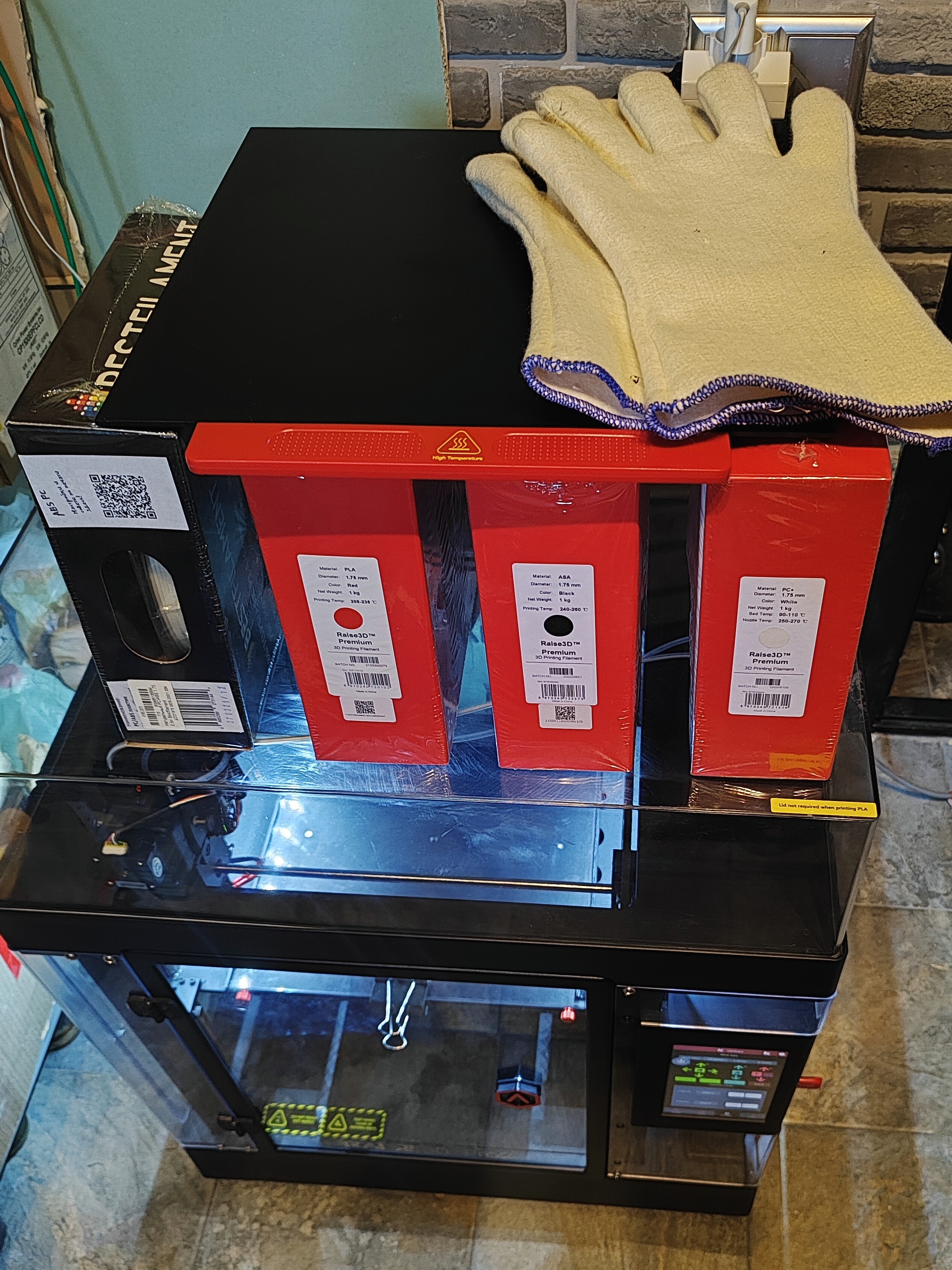 Продаю Raise3D Pro2 в отличном состоянии