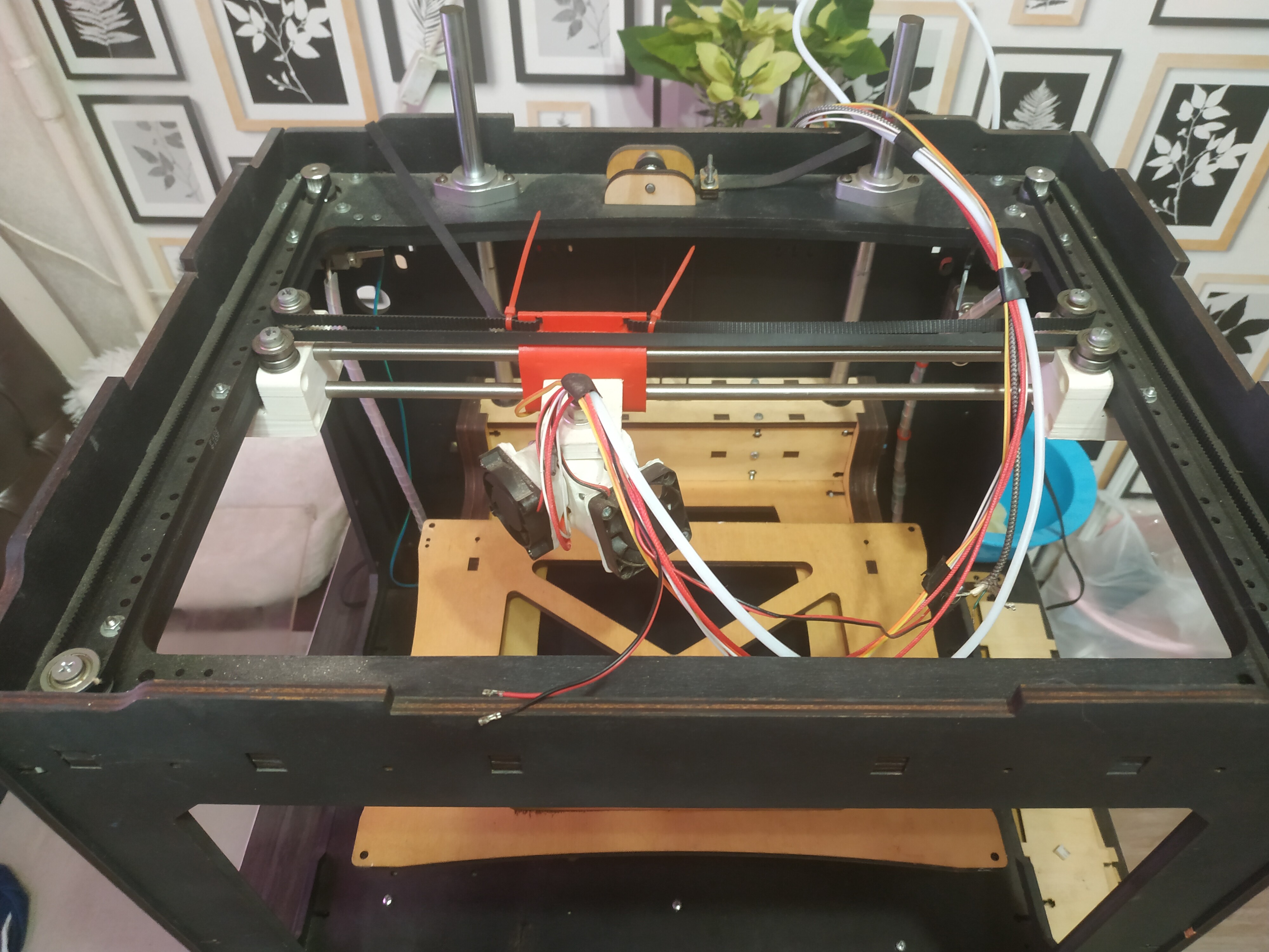 Продам не доделанный 3д принтер