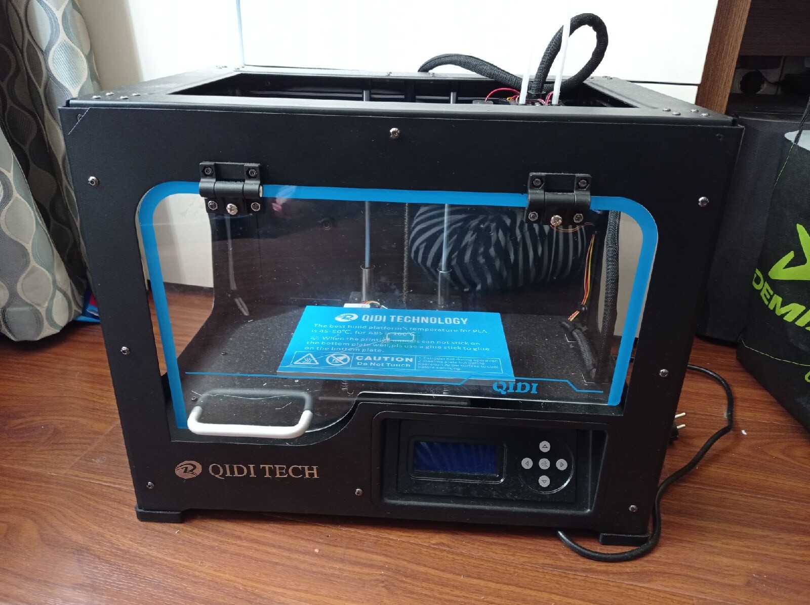 Продам новый принтер Qidi tech I