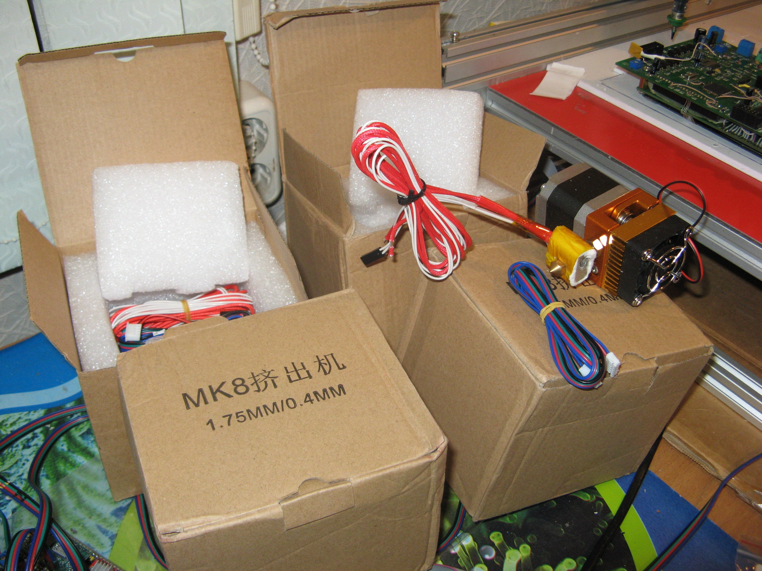 Экструдер MK8