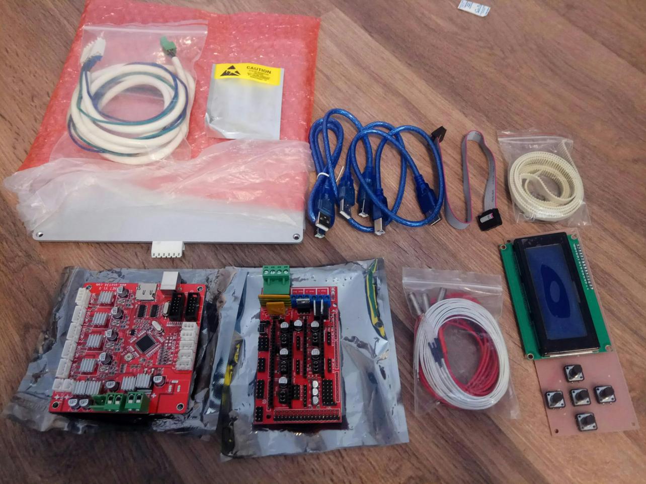 Запчасти новые -  Anet A8