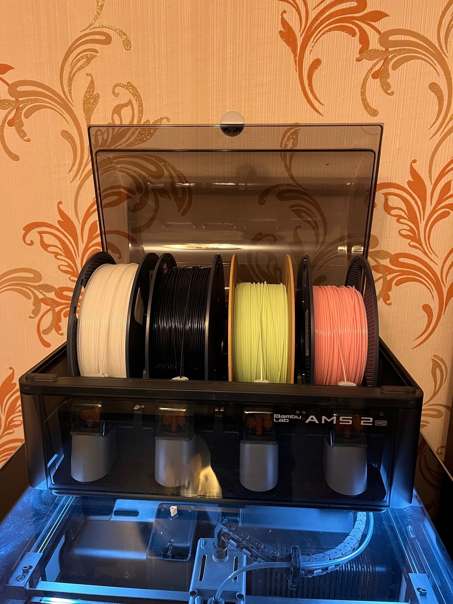 AMS система (Bambu Lab AMS 2 Pro)